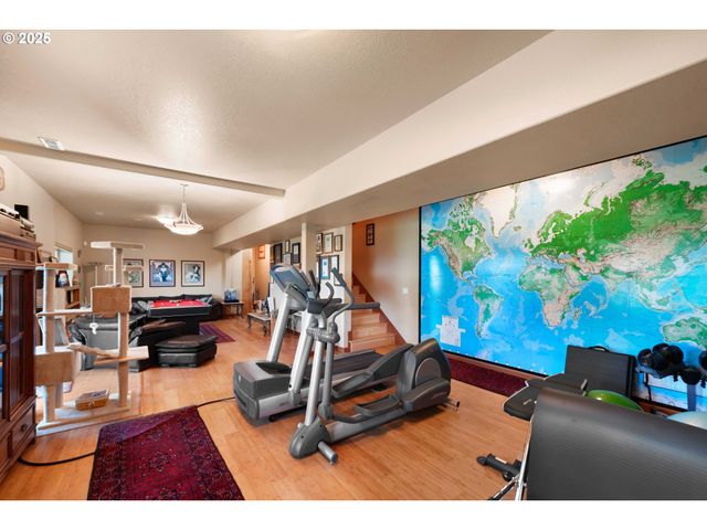 94190 KIRKENDALL Ln, North Bend, OR 97459