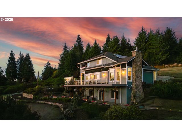 94190 KIRKENDALL Ln, North Bend, OR 97459