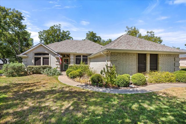 9008 Magnolia Vale Drive, Granbury, TX 76049