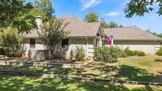 9008 Magnolia Vale Drive, Granbury, TX 76049