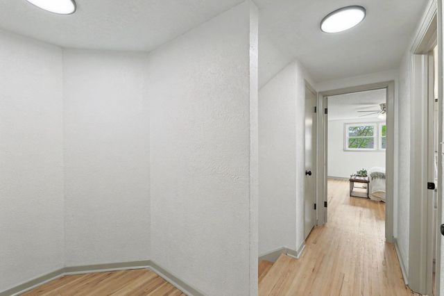 1649 N Womer Dr, Wichita, KS 67203