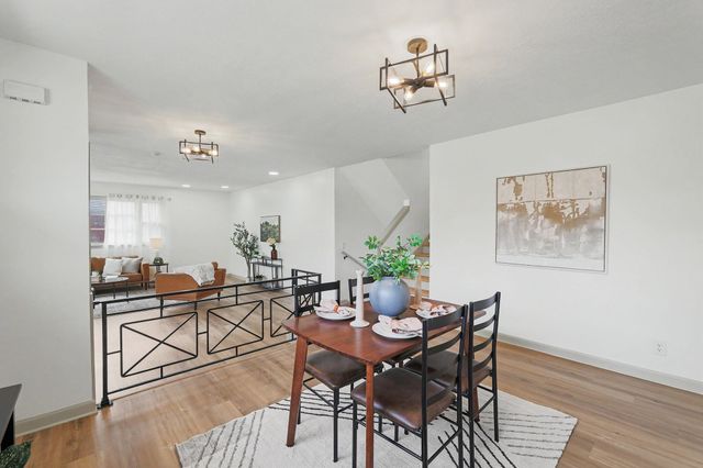 1649 N Womer Dr, Wichita, KS 67203