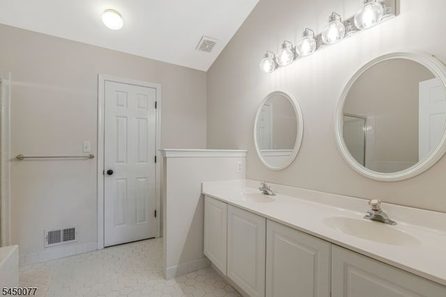 212 Marcia Way, Bridgewater Twp., NJ 08807