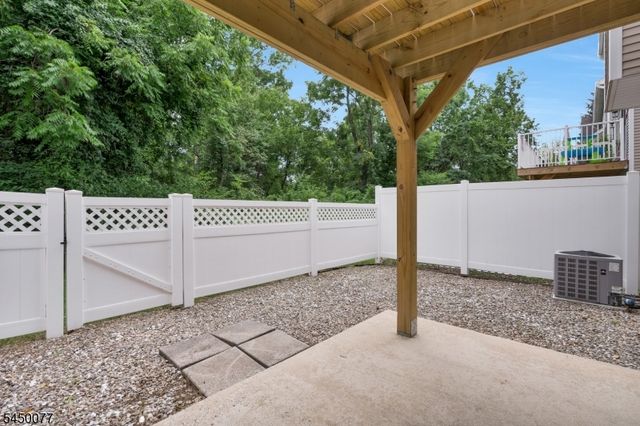 212 Marcia Way, Bridgewater Twp., NJ 08807