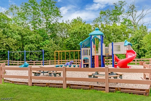212 Marcia Way, Bridgewater Twp., NJ 08807