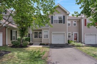 212 Marcia Way, Bridgewater Twp., NJ 08807