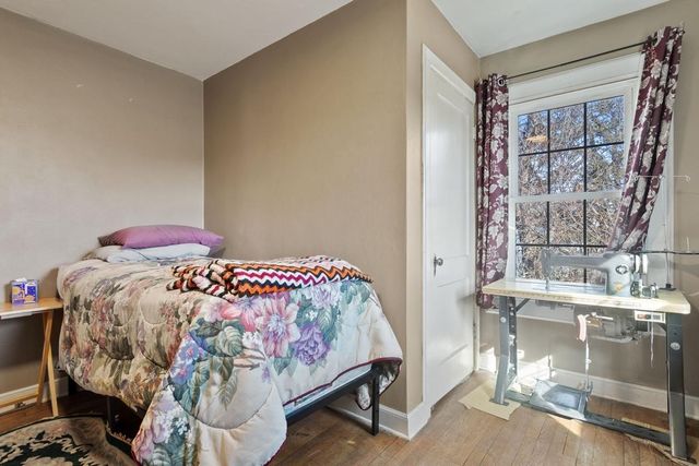 1709 White Bear Avenue N, Maplewood, MN 55109