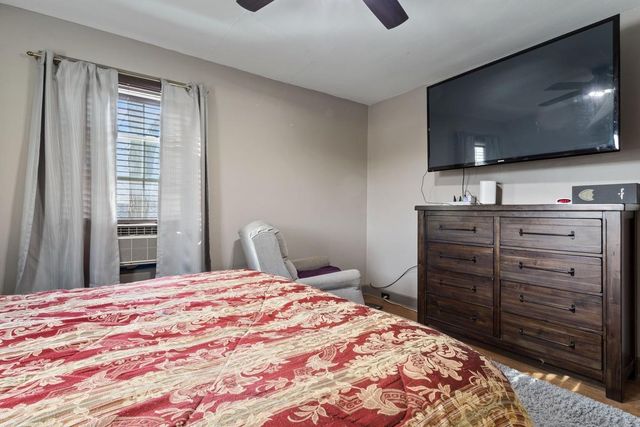 1709 White Bear Avenue N, Maplewood, MN 55109