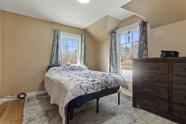 1709 White Bear Avenue N, Maplewood, MN 55109