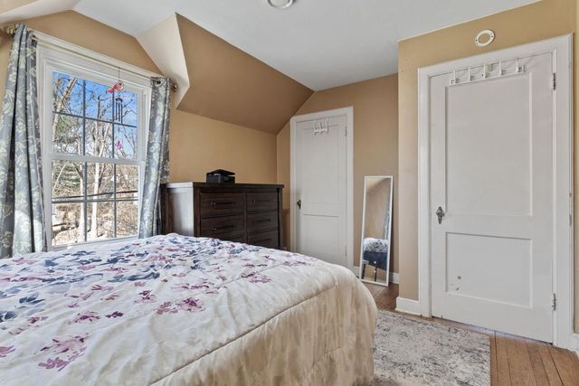 1709 White Bear Avenue N, Maplewood, MN 55109