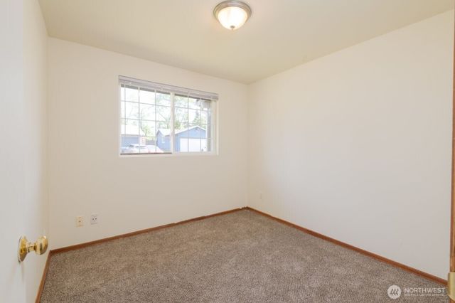 2619 SW 332nd Place, Federal Way, WA 98023
