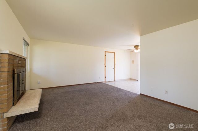 2619 SW 332nd Place, Federal Way, WA 98023