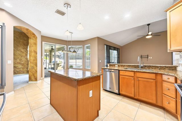 3965 EMERALD ESTATES CIRCLE, Apopka, FL 32703