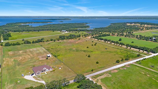 23623 Alexander Road, Pilot Point, TX 76258