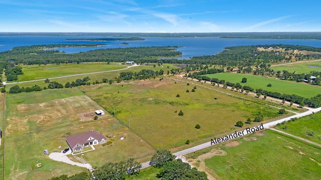 23623 Alexander Road, Pilot Point, TX 76258