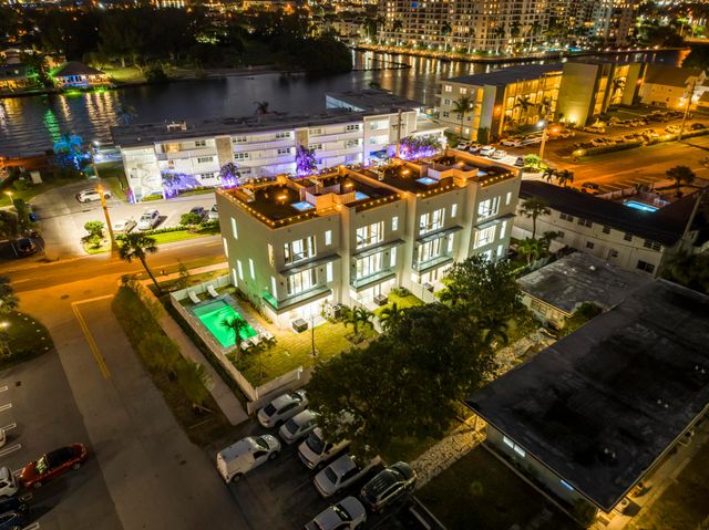 1006 N Riverside Drive, Pompano Beach, FL 33062