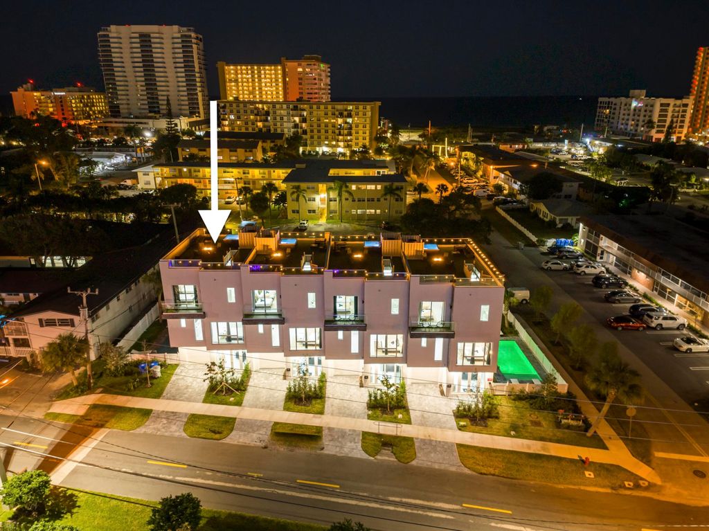 1006 N Riverside Drive, Pompano Beach, FL 33062