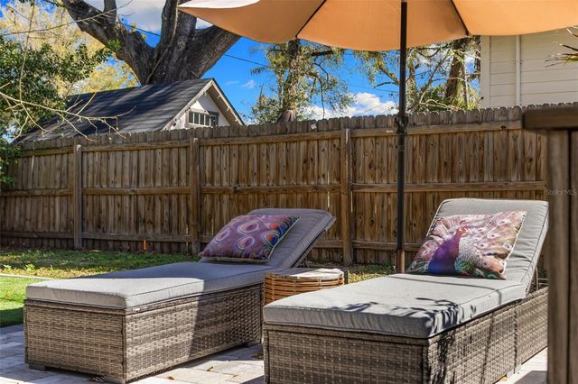 1506 E KNOLLWOOD STREET, Tampa, FL 33610