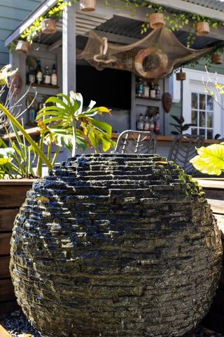 1506 E KNOLLWOOD STREET, Tampa, FL 33610