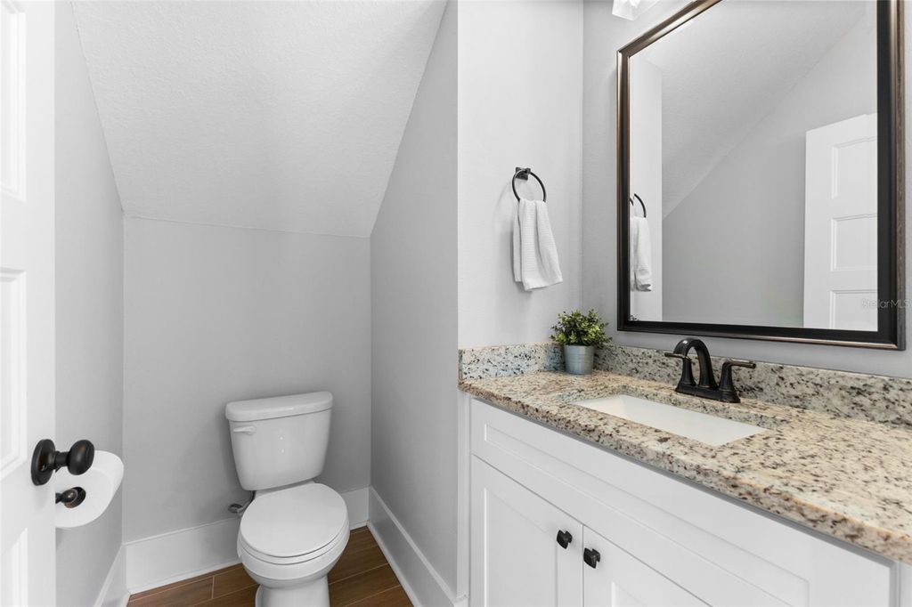 Image 26 of property listing at 1506 E KNOLLWOOD STREET, Tampa, FL 33610