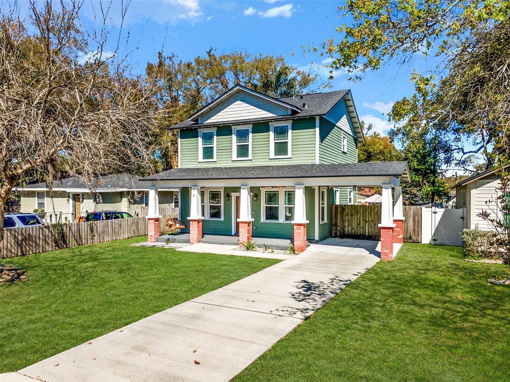 Image 60 of property listing at 1506 E KNOLLWOOD STREET, Tampa, FL 33610