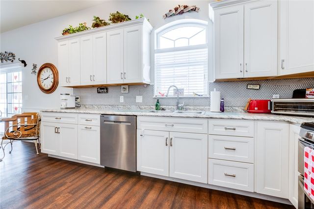 903 Valentina, Lower Burrell, PA 15068