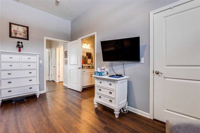 903 Valentina, Lower Burrell, PA 15068