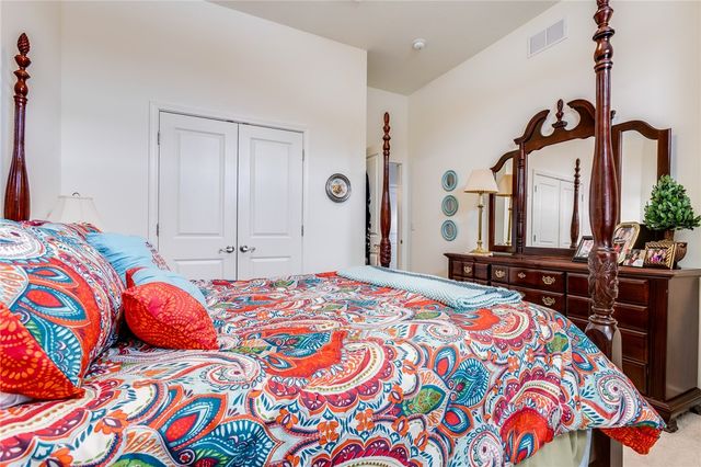 903 Valentina, Lower Burrell, PA 15068