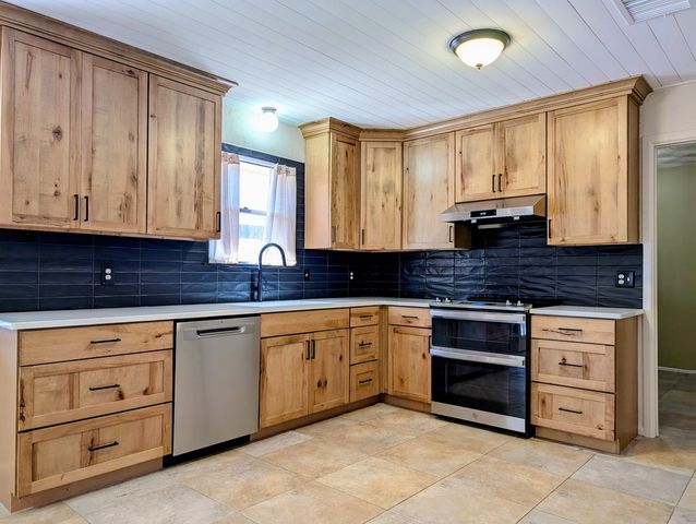 2904 MacAuslan, Big Spring, TX 79720