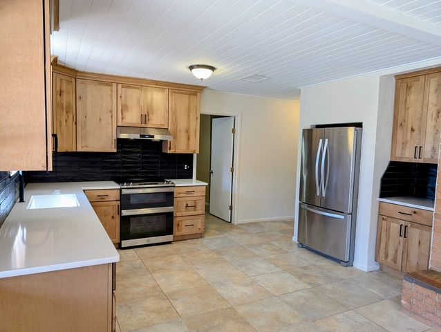 2904 MacAuslan, Big Spring, TX 79720