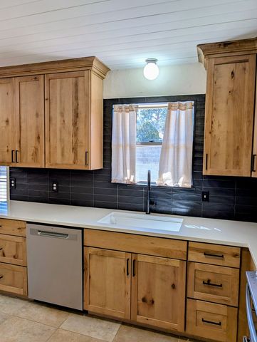 2904 MacAuslan, Big Spring, TX 79720