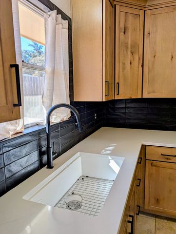 2904 MacAuslan, Big Spring, TX 79720