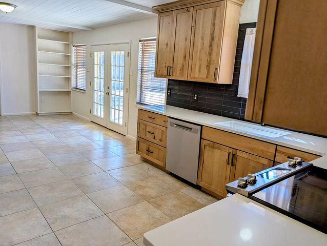 2904 MacAuslan, Big Spring, TX 79720