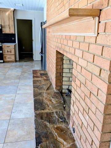 2904 MacAuslan, Big Spring, TX 79720