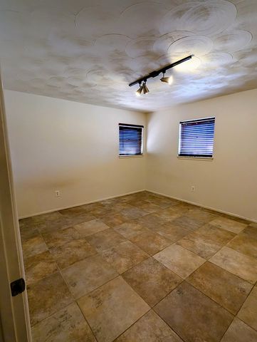 2904 MacAuslan, Big Spring, TX 79720