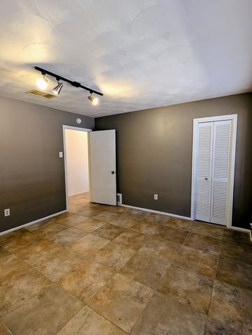 2904 MacAuslan, Big Spring, TX 79720