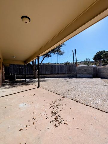 2904 MacAuslan, Big Spring, TX 79720