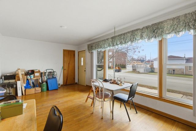 4448 Lawndale Avenue, Lyons, IL 60534