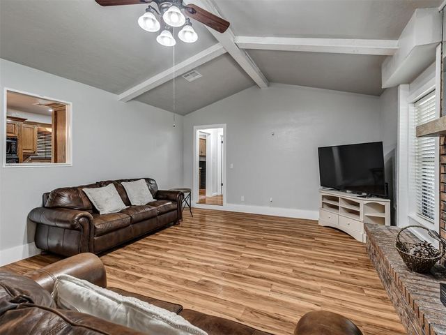 3584 Santa Fe Drive, Choctaw, OK 73020