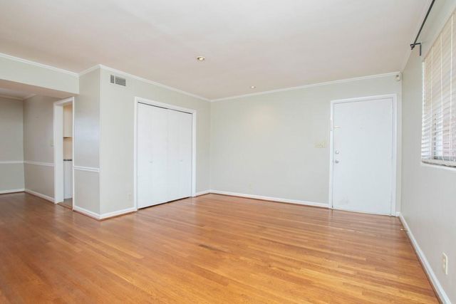 3660 Peachtree Road NE E4, Atlanta, GA 30319