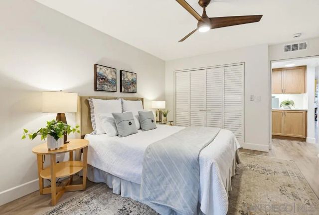 404 San Antonio E, San Diego, CA 92106