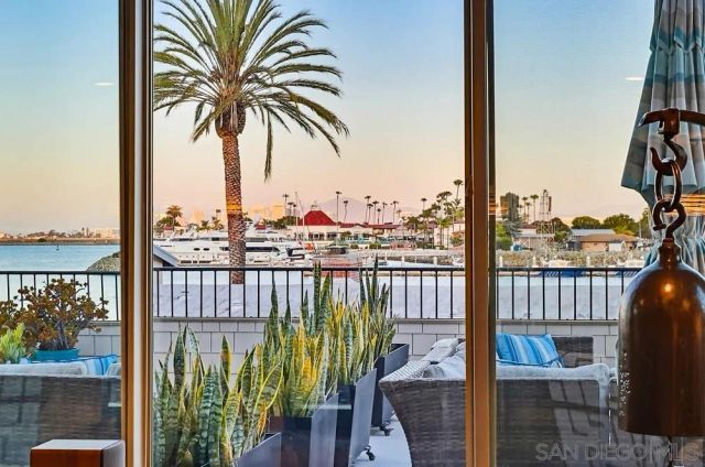 404 San Antonio E, San Diego, CA 92106
