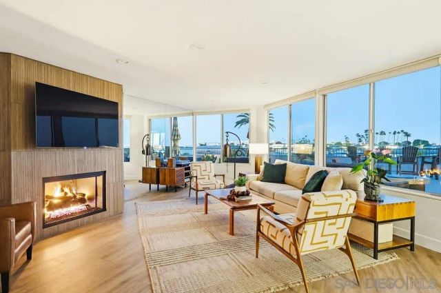 404 San Antonio E, San Diego, CA 92106