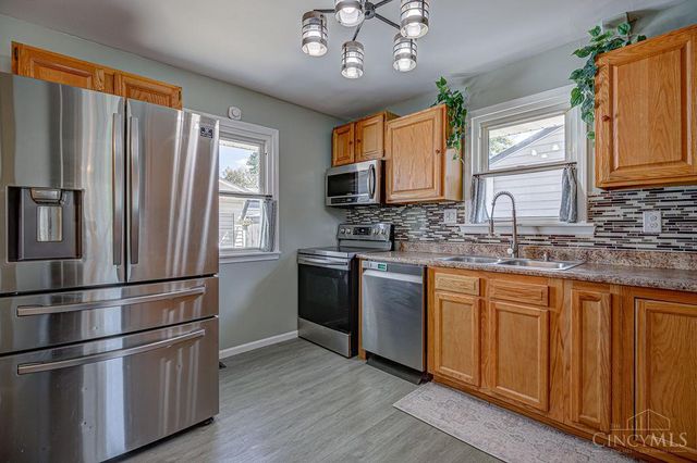 1646 Biscayne Drive, St Clair Twp, OH 45013