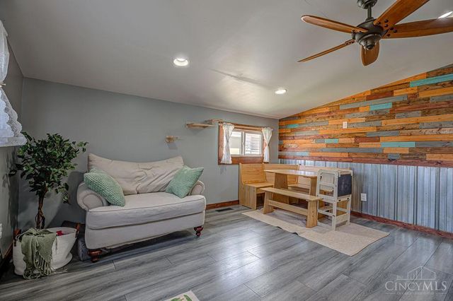 1646 Biscayne Drive, St Clair Twp, OH 45013