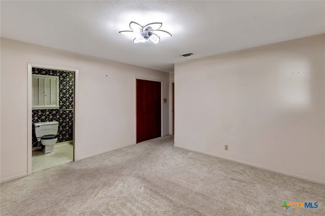 304 Simpson Road, Victoria, TX 77904