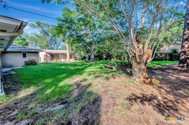 304 Simpson Road, Victoria, TX 77904