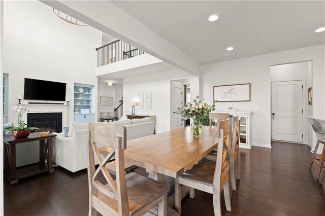 304 Carmichael Circle, Canton, GA 30115