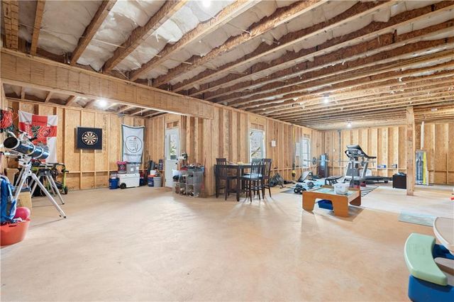 304 Carmichael Circle, Canton, GA 30115