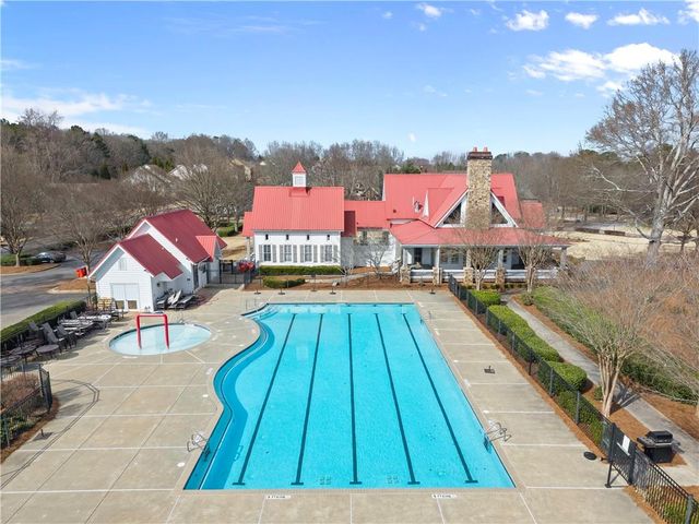 304 Carmichael Circle, Canton, GA 30115